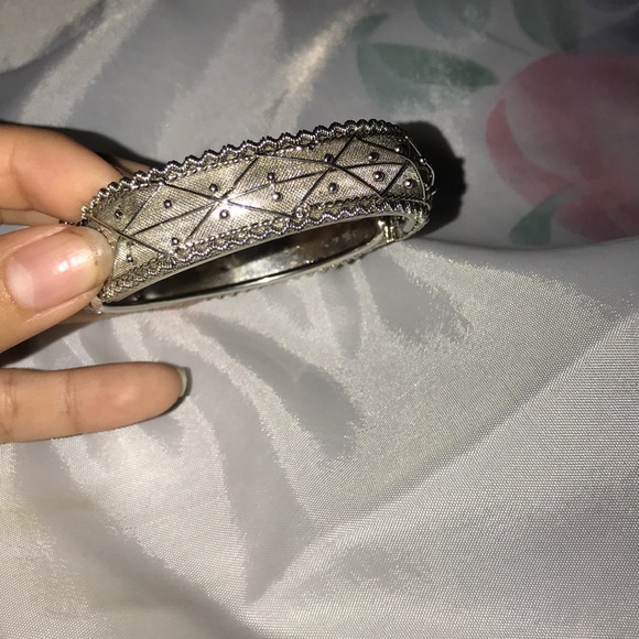 Bracelet - Picture 2 of 2